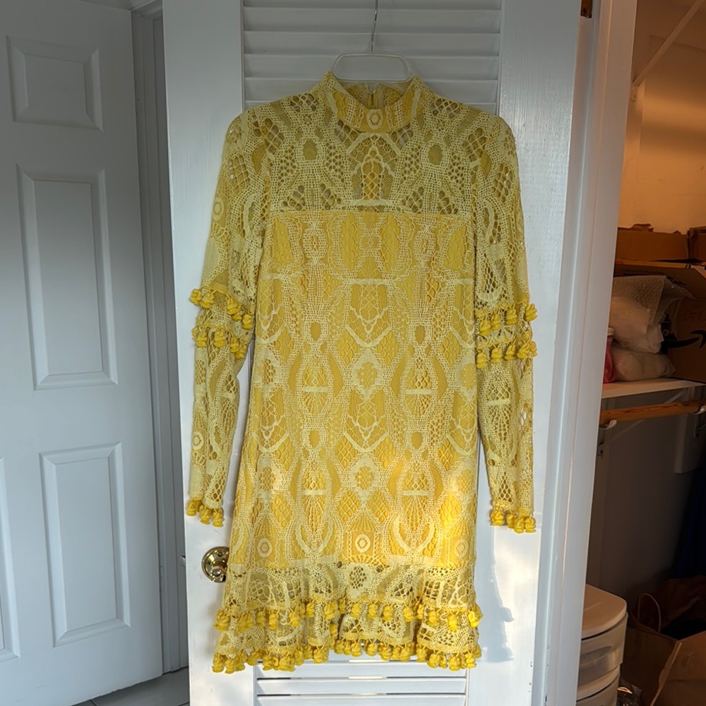 ALEXIS Yellow Lace Long Sleeve Dress (XS)